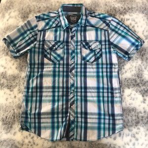 BKE • Standard fit Button up Short sleeve M